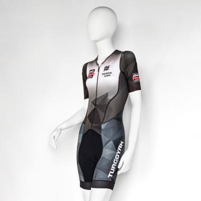 Трисьют-Monohrome-женский-ИМЕННОЙ-(1)